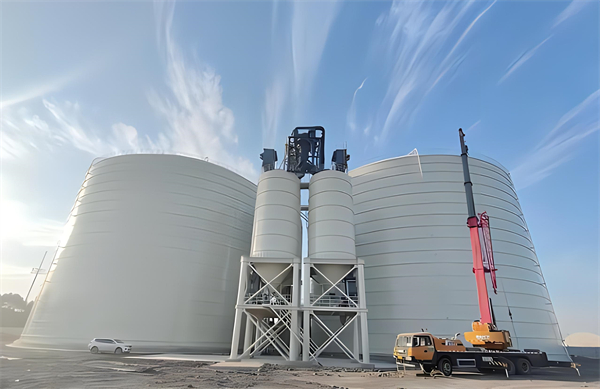 新龙大型钢板库